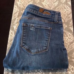 [KFTK] Mid Rise Skinny Fray Hem Size 6 Jeans